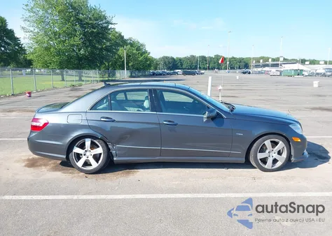 2012 Mercedes-Benz E 350 4Matic z USA, uszkodzony, nr VIN WDDHF8JB9CA526163